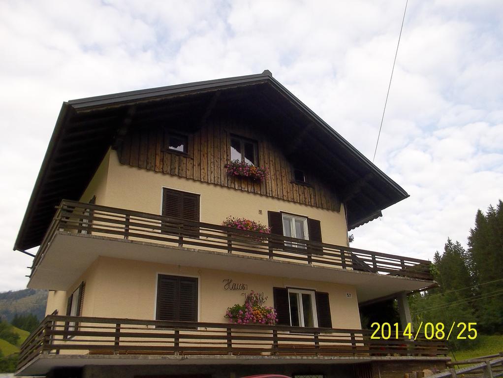 Appartement Haus Wastl à Russbach am Pass Gschütt Extérieur photo