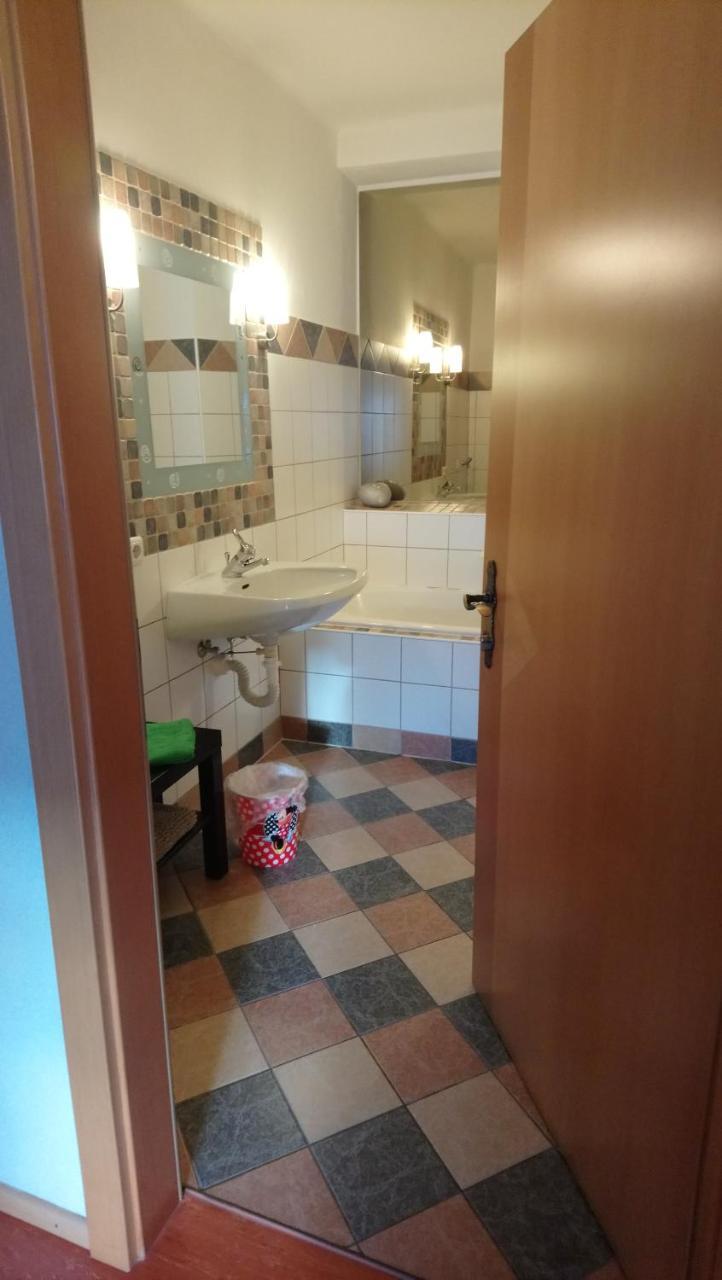 Appartement Haus Wastl à Russbach am Pass Gschütt Extérieur photo