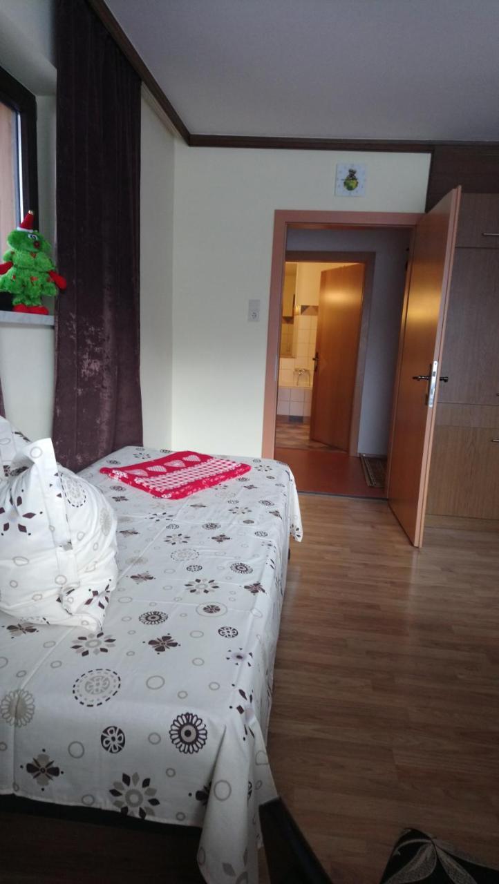 Appartement Haus Wastl à Russbach am Pass Gschütt Extérieur photo